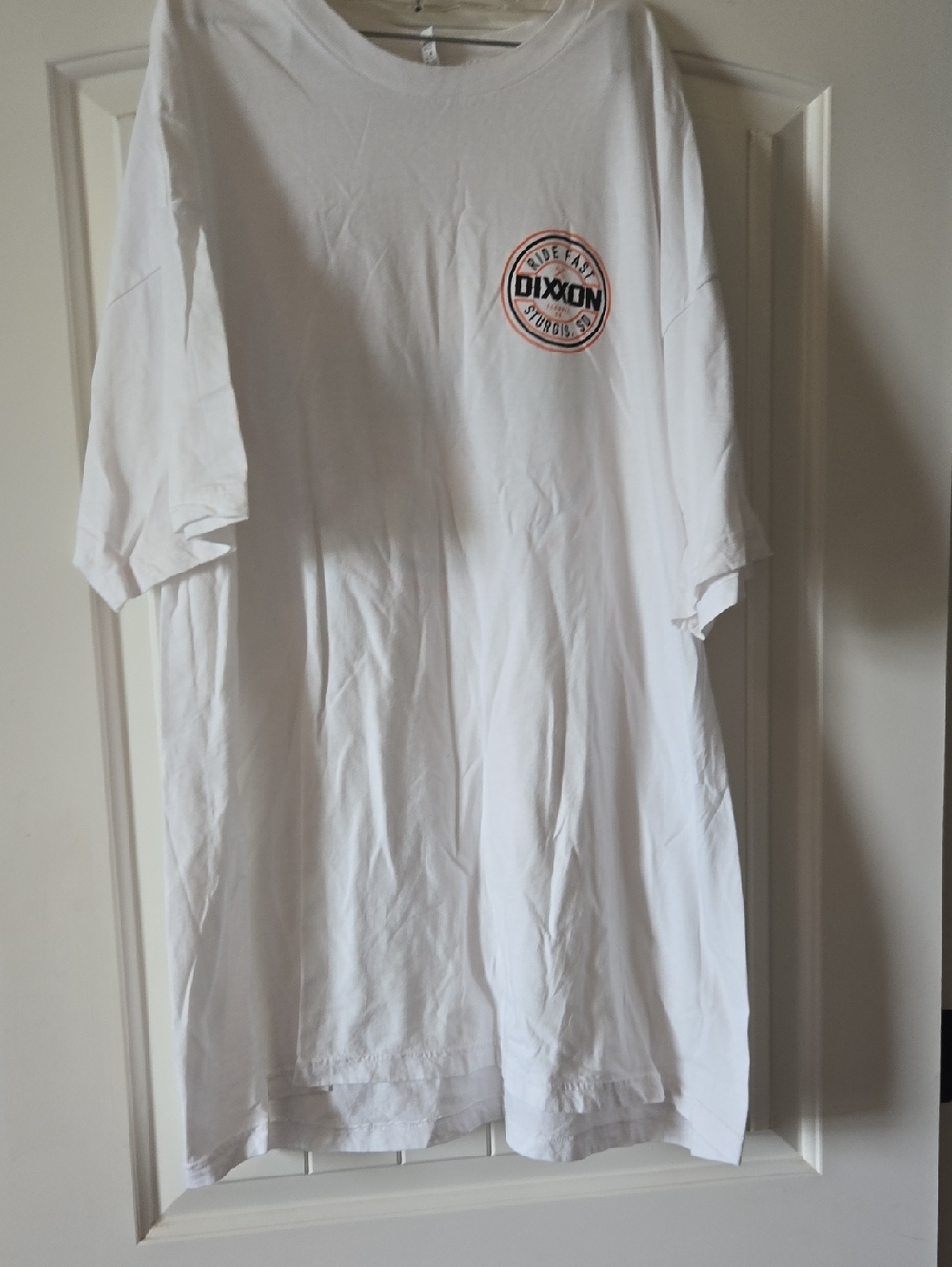 DIXXON White Short-Sleeve Tee with Round Chest Logo